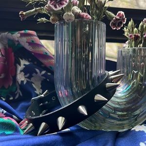 Leather spike adjustable collar